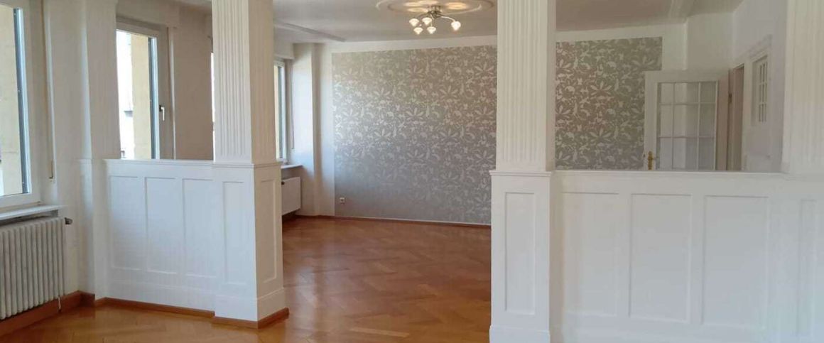 Große Altbauwohnung in der Stadtmitte von Kaiserslautern - Photo 1