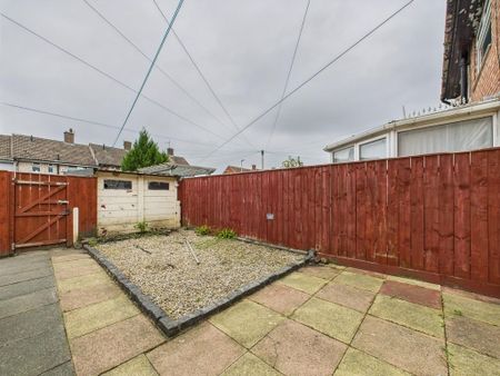 3 bedroom terraced house to rent - Photo 2
