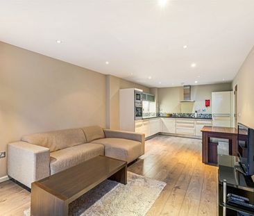 Millharbour, Isle Of Dogs, London, E14 flat to rent - Photo 4