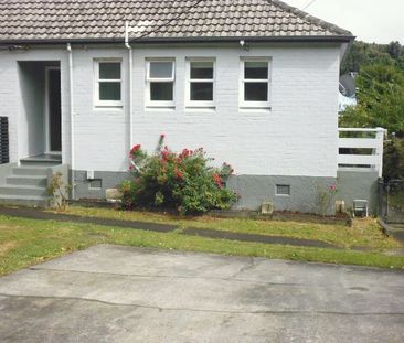Neat in Naenae - Photo 5