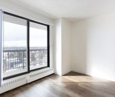 Stanley Park Place — 2 Bedroom 2 Bath - Photo 2