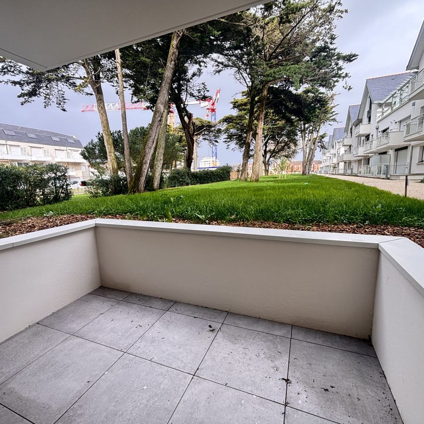 Location Appartement 1 pièce 25m² LES SABLES D OLONNE 85100 - Photo 1