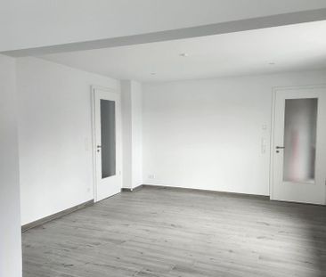 2 ZKB mit Einbauküche 93 m2 Erdgeschoss - Photo 1