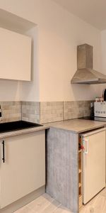 À LOUER - EN EXCLUSIVITÉ À LORGUES - STUDIO 20m2 + CELLIER/BUANDERIE 5m2 - Photo 3