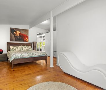 Bright & Spacious 3-Bedroom Family Home in Peaceful Berowra Heights - Photo 6