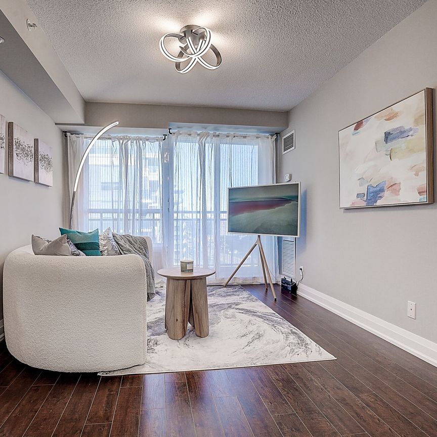 For Lease - 370 HWY 7 E Avenue Unit# 906, Richmond Hill, Ontario - Photo 1