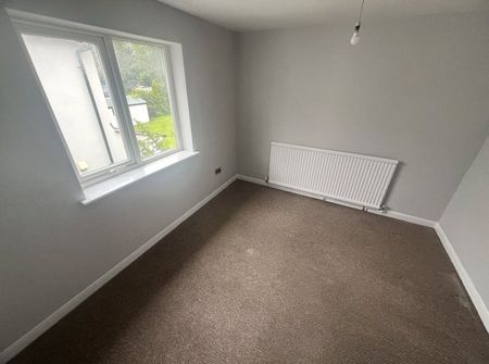 3 bedroom apartment to rent Stenson Road, Derby, DE23 - Photo 3