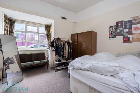 4 bedroom terraced house to rent - Photo 4