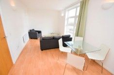 2 bed Apartment for Rent - Photo 5