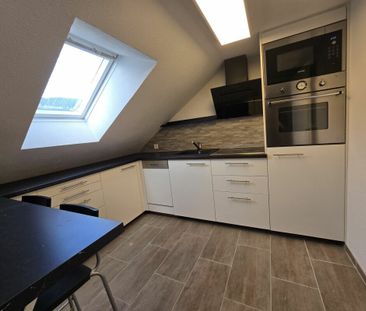 Appartement mansardé confortable de 4 pièces - Photo 1