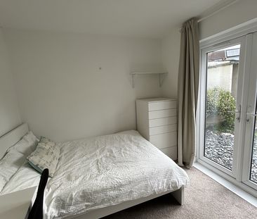 4 Bed Semi-Detached House, Cotman Walk, BS7 - Photo 4