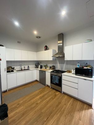 Leichhardt - Photo 1