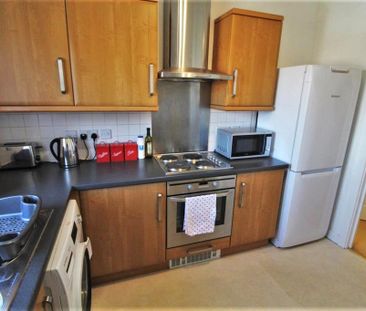 2 bedroom flat to rent - Photo 6