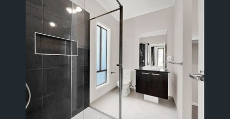 Modern Family Living in a Peaceful Court Location - Photo 2