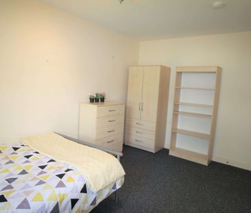 Flat 1d, 1 Broomgrove Crescent, Broomhill, S10 2LQ - Photo 4