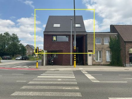 Centraal gelegen duplexappartement met twee slaapkamers en terras. - Foto 4