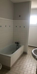 Location Appartement 2 pièces 35m² ORLEANS 45000 - Photo 3