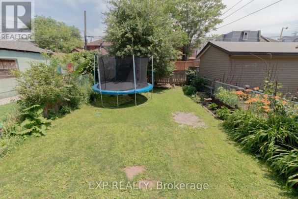 14 MILTON AVENUE - Photo 1