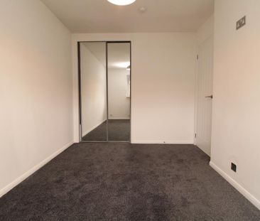 2 bedroom end of terrace house to rent - Photo 6