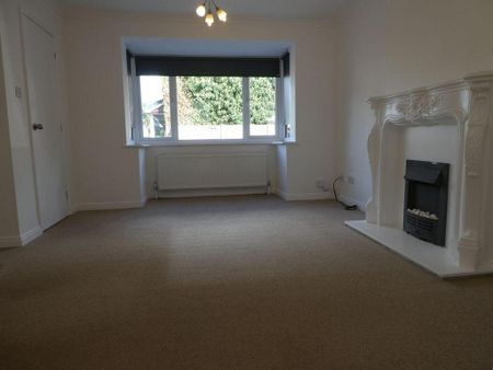 4 bedroom detached house to rent - Photo 4