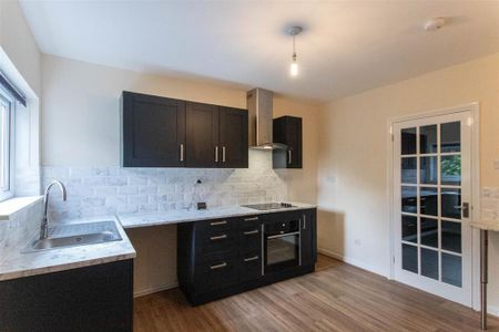 2 bedroom terraced house to rent - Photo 4