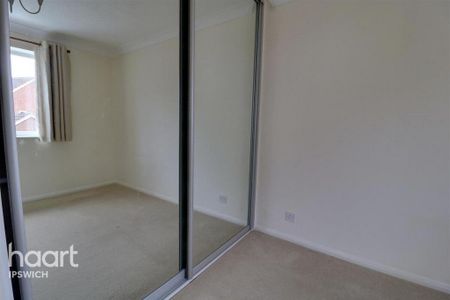 3 bedroom detached house to rent - Photo 5