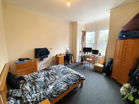 8 bedroom terraced house to rent - Photo 5