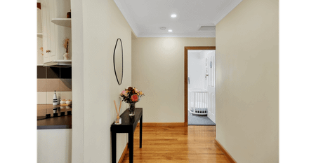 Convenient. Cosy. Views. - Photo 3