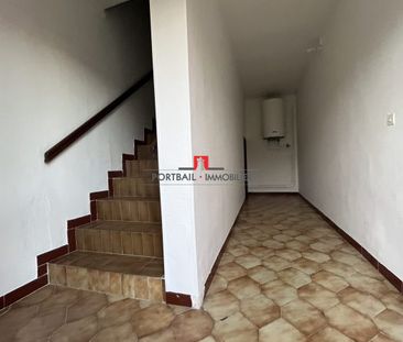 Appartement à louer, 2 pièces - Asques 33240 - Photo 2