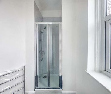 Flat A, Dixons Green Road, Dudley, West Midlands, DY2 - Photo 3