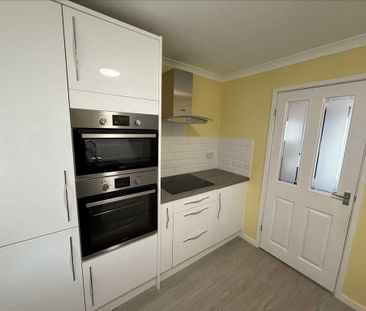 2 bedroom maisonette to rent - Photo 1