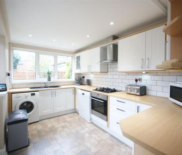 3 bedroom semi-detached house to rent - Photo 6
