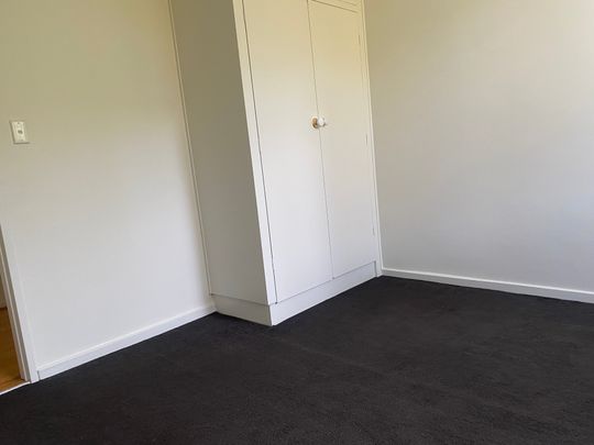 7 / 2-4 Watson Grove, Glen Huntly - Photo 1