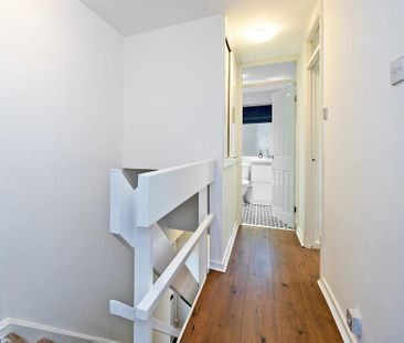 4 bedroom semi-detached house to rent - Photo 6