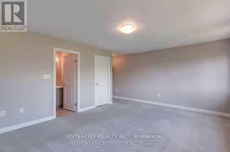 For Lease - 263 Louise Street, Welland, Ontario - Photo 2