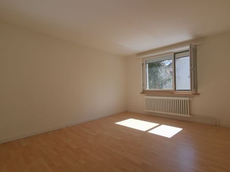 3.5 Zimmer, 85 m², 2. Stock - Photo 3