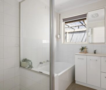 64 Hume Avenue, - Photo 3