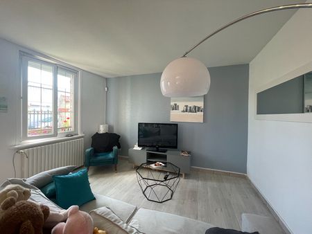Location Maison 5 pièces 92m² - Photo 2