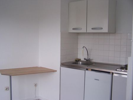 : Appartement 31 m² à Saint-Étienne - Photo 4