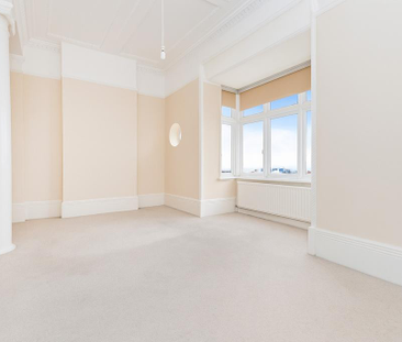 3 bedroom apartment to rent - Photo 4