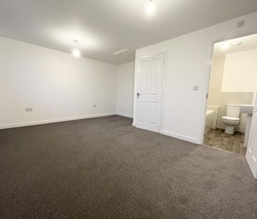 1 bedroom semi-detached house to rent - Photo 5