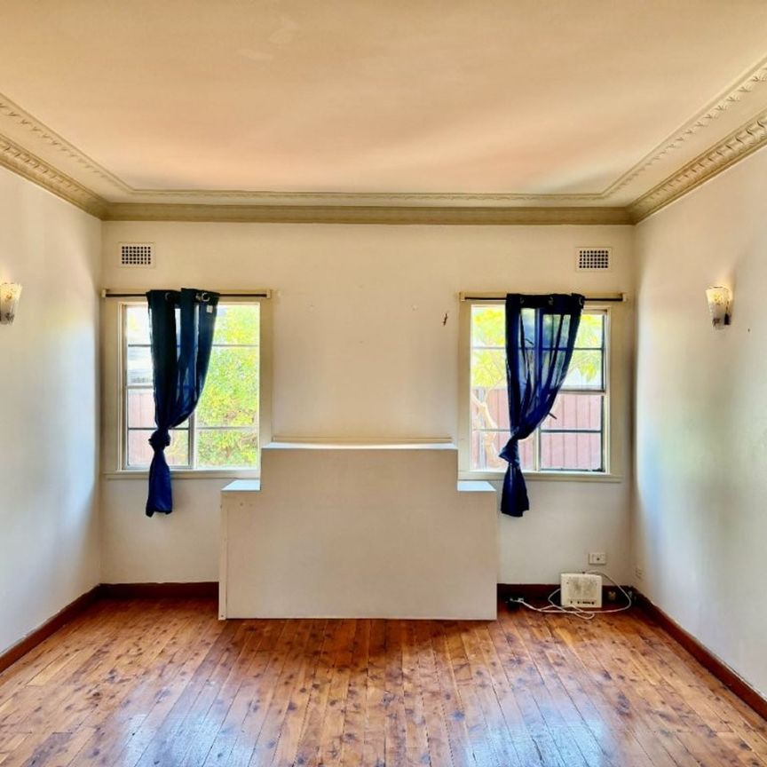 Renovated House & Location - Photo 1