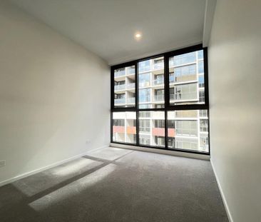 204 / 100 De Burgh Street, Lyneham - Photo 2