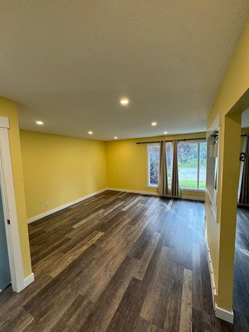 7924 HUNTINGTON RD NE, Calgary - Photo 2