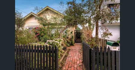 2/57 Murphy St - (Back house) - Photo 5