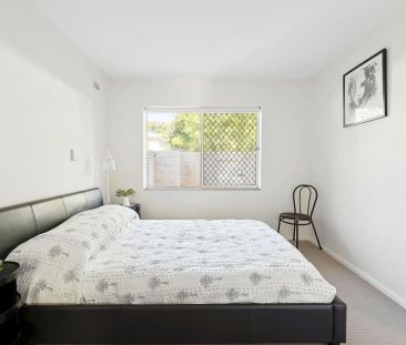 Fully Furnished Unit with Courtyard - Photo 3