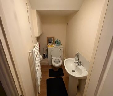 3 Bed Semi-Detached House, Baker St, RG1 - Photo 3