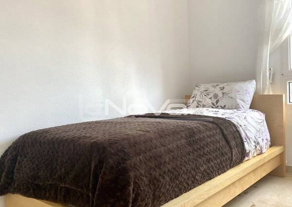 Beautiful townhouse in a prestigious gated complex Los Dolc