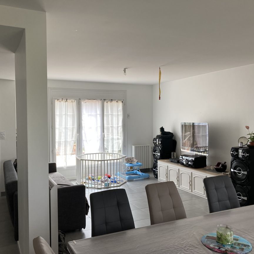 Location Maison 4 pièces 82m² LE FUILET 49270 - Photo 1