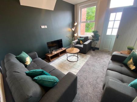 Beechwood Crescent (room 3), Burley , Leeds - Photo 3